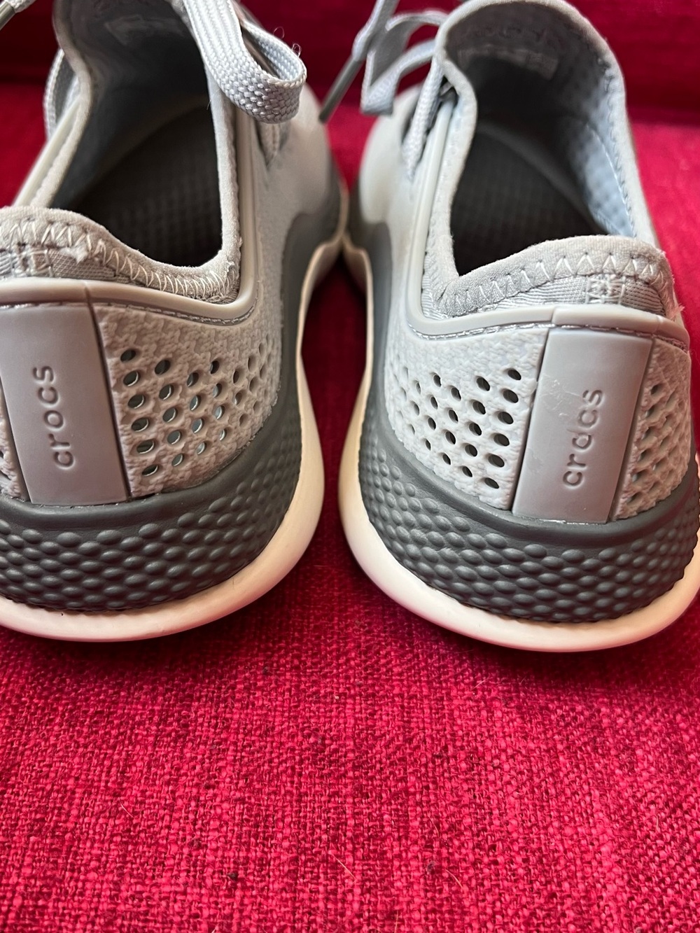 Crocs LiteRide Pacer Sneakers – Women’s Size 6 – Light Grey - Picture 6 of 6